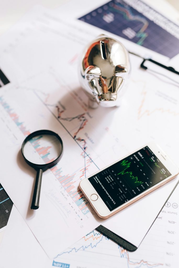 pexels-leeloothefirst-5562086